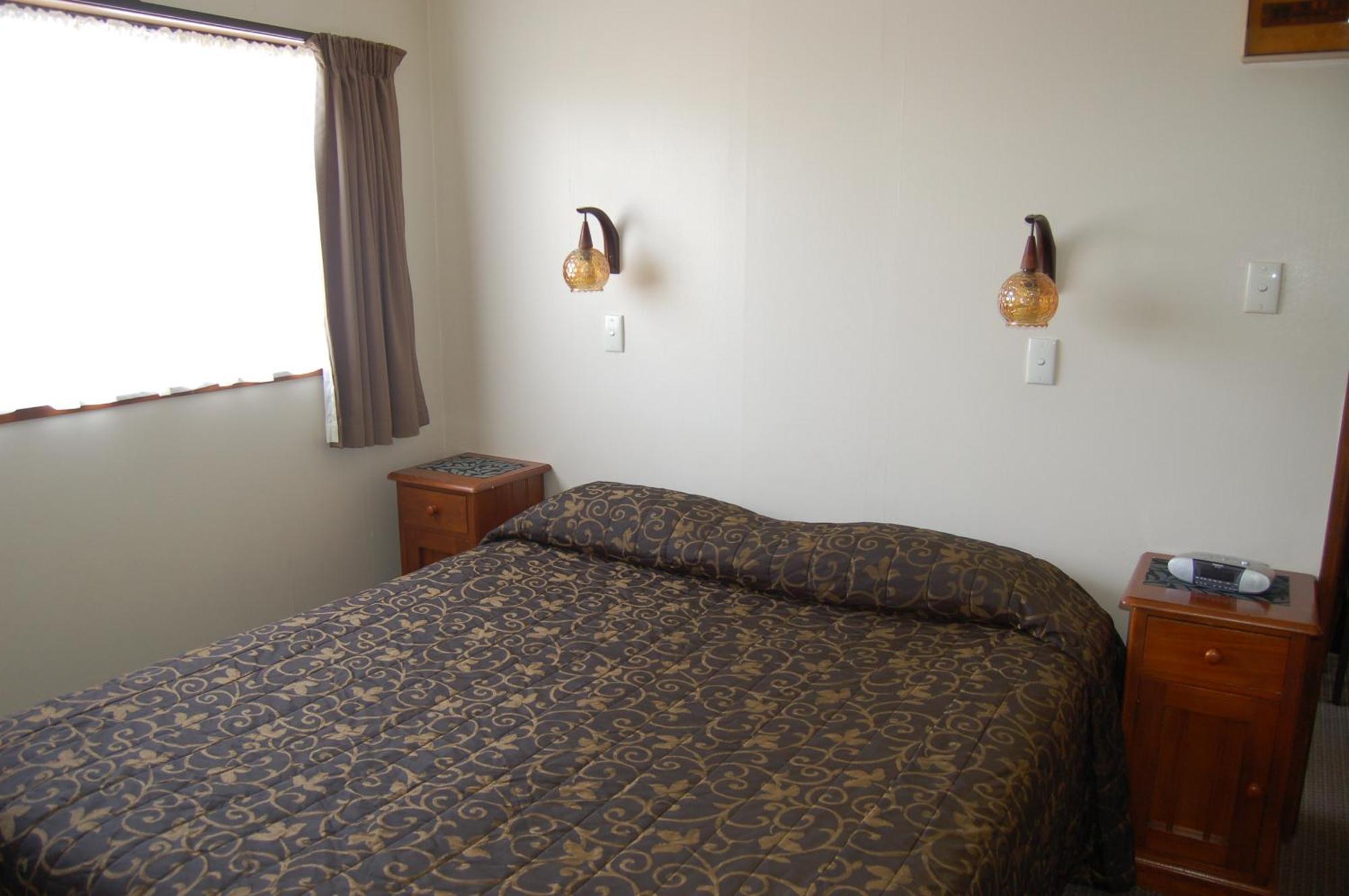 Carisbrook Motel Dunedin Bagian luar foto